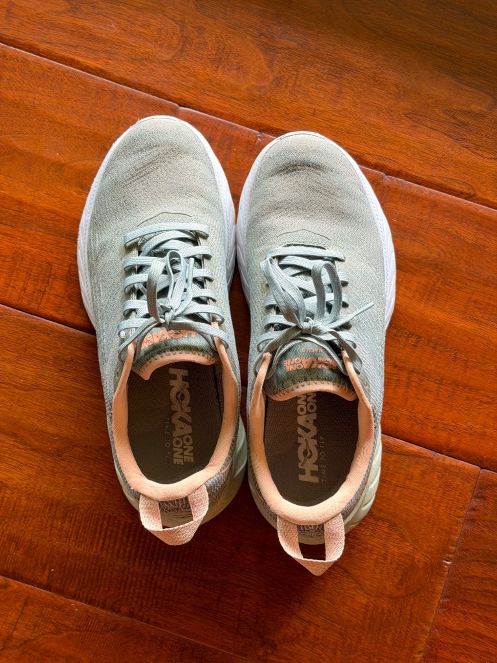 Hoka One One sneakers - Picture 2 of 5